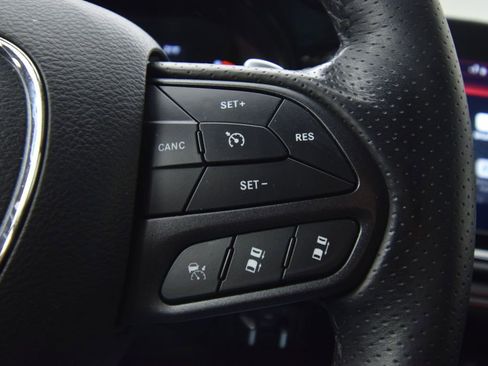 Certified 2023 Dodge Durango R/T image 40