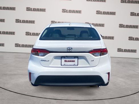 Used 2024 Toyota Corolla LE FWD image 4