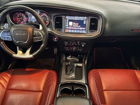 Used 2020 Dodge Charger SRT Hellcat w/ Navigation & Travel Group RWD image 4