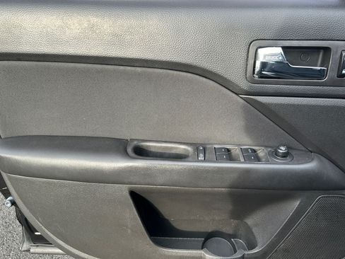 Used 2012 Ford Fusion SE FWD image 21