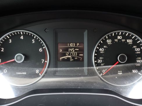 Used 2012 Volkswagen Jetta SEL image 33