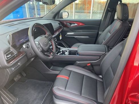 New 2026 Chevrolet Traverse RS image 9