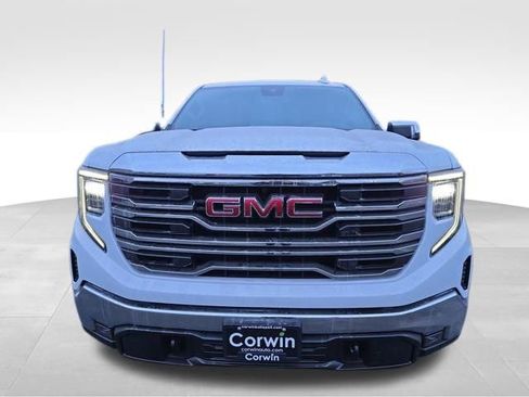 New 2026 GMC Sierra 1500 SLT w/ SLT Premium Package image 4