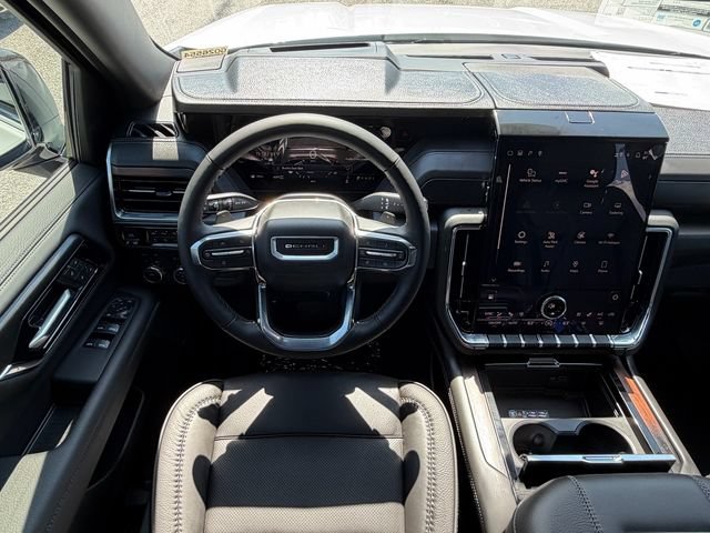 New 2026 GMC Yukon Denali AWD/4WD image 16