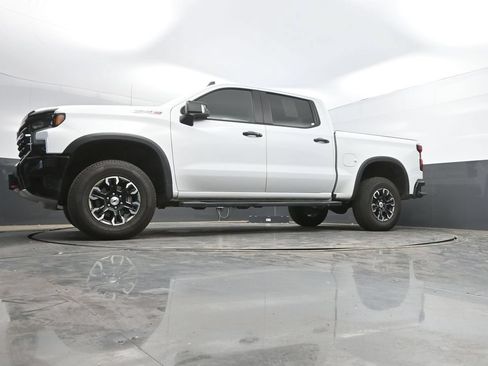 Used 2024 Chevrolet Silverado 1500 ZR2 AWD/4WD image 35