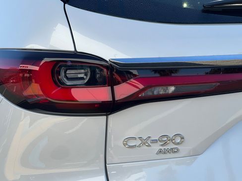 Used 2025 MAZDA CX-90 Plug-In Hybrid w/ Premium Plus image 36