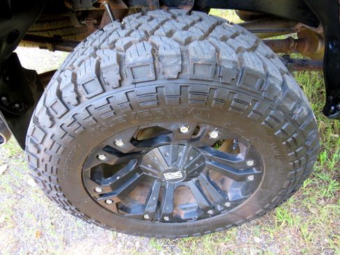 Used 2014 Toyota Tundra Platinum image 27