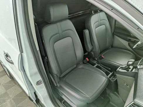 Used 2023 Ford Transit Connect XL image 27