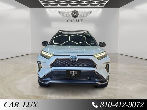 Used 2024 Toyota RAV4 XSE w/ Weather Package image 8