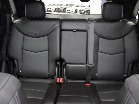 Certified 2022 Cadillac XT5 Premium Luxury image 38