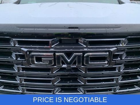 New 2026 GMC Acadia Denali Ultimate w/ LPO, Floor Liner Package image 10