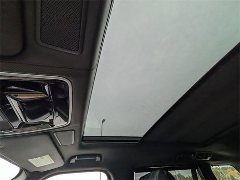 Used 2015 Land Rover Range Rover Long Wheelbase Autobiography image 15