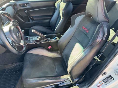 Used 2017 Subaru BRZ Limited image 16