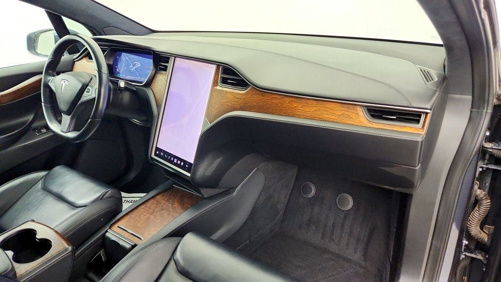 Used 2020 Tesla Model X Long Range AWD/4WD image 30