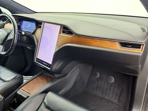 Used 2020 Tesla Model X Long Range AWD/4WD image 30