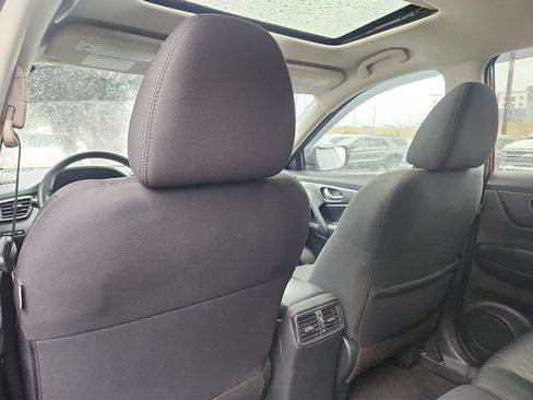 Used 2020 Nissan Rogue SV AWD/4WD image 24