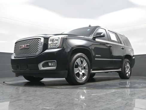 Used 2015 GMC Yukon Denali w/ Touring Package image 29