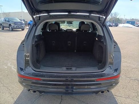 Used 2021 Lincoln Corsair Reserve w/ Equipment Group 201A image 25