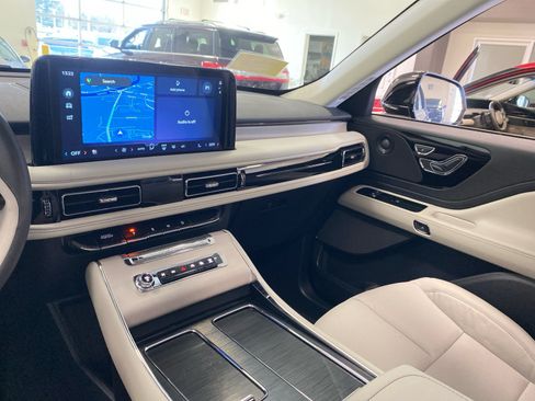 New 2026 Lincoln Aviator Reserve AWD/4WD image 14