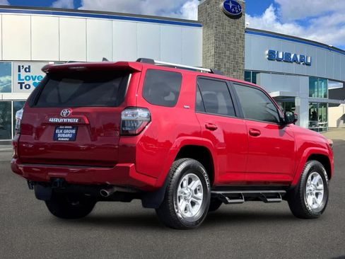 Used 2022 Toyota 4Runner SR5 RWD image 3