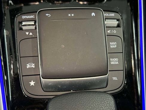 Certified 2022 Mercedes-Benz GLB 250 4MATIC image 25