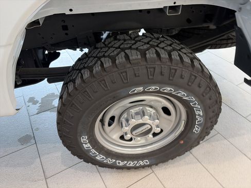 Used 2024 Ford F250 XL w/ 360-Degree Camera Package image 11