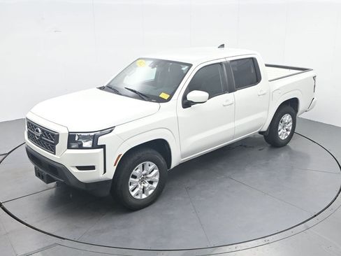 Used 2022 Nissan Frontier SV RWD image 17