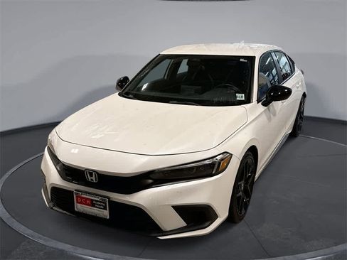 Used 2023 Honda Civic Sport image 1