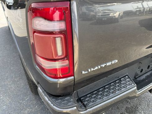 Used 2019 RAM 1500 Limited w/ Advanced Safety Group AWD/4WD image 21