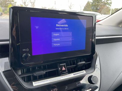 Used 2023 Toyota Corolla LE image 32