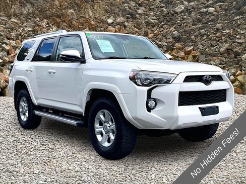 Used 2016 Toyota 4Runner SR5 Premium AWD/4WD image 10