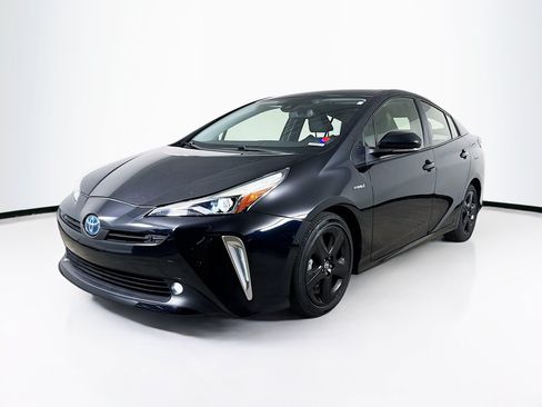 Used 2022 Toyota Prius XLE FWD image 4