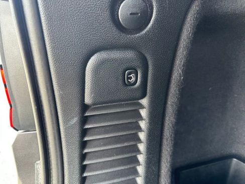 Used 2020 Dodge Durango GT image 29