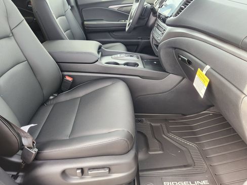 New 2026 Honda Ridgeline RTL image 16