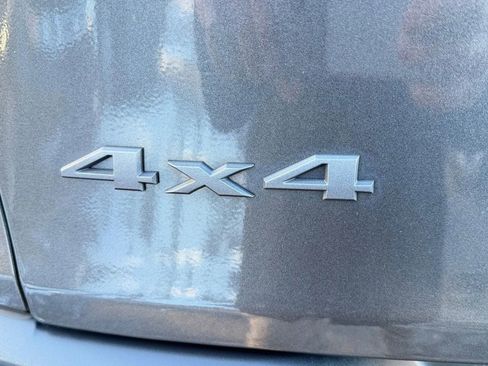 Used 2017 Jeep Cherokee Trailhawk w/ Cold Weather Group image 41