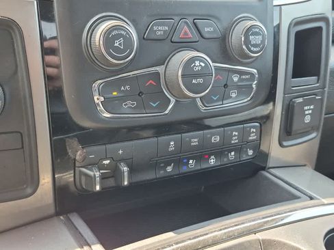 Used 2018 RAM 3500 Laramie w/ Sport Appearance Group AWD/4WD image 17