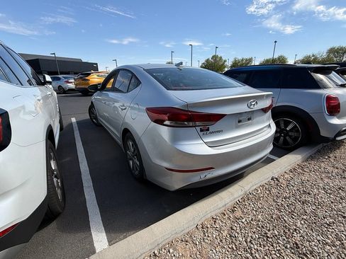 Used 2018 Hyundai Elantra SEL FWD image 2