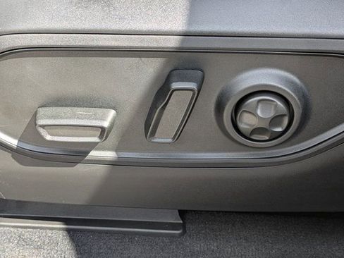 New 2025 Jeep Grand Cherokee L Limited w/ Black Appearance Package image 18