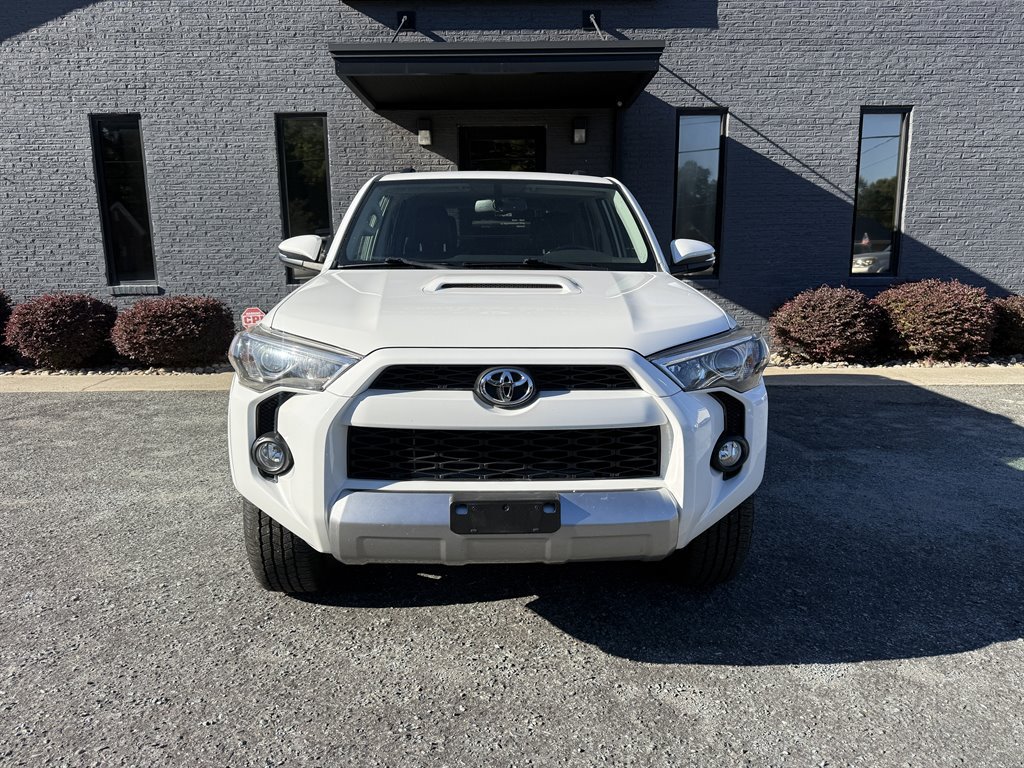 Used 2016 Toyota 4Runner Trail Premium AWD/4WD image 2