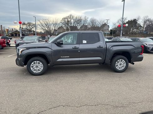 New 2026 Toyota Tundra SR5 AWD/4WD image 3
