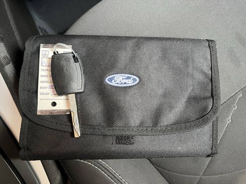 Used 2014 Ford Fiesta SE FWD image 21