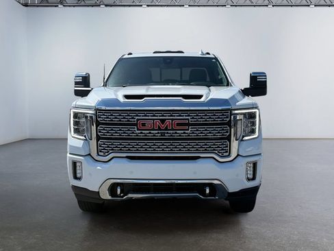 Used 2022 GMC Sierra 3500 Denali AWD/4WD image 8