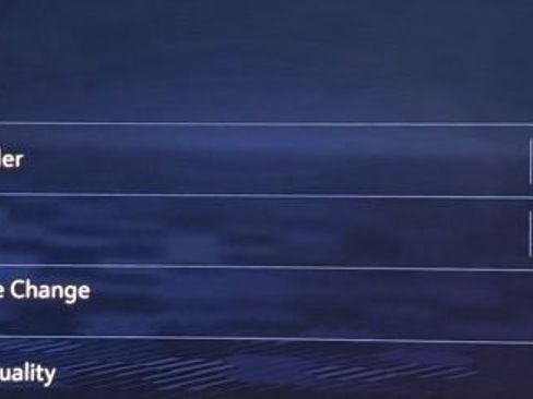 Used 2024 Chevrolet Traverse RS image 46