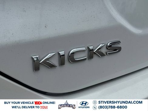 Used 2023 Nissan Kicks SV FWD image 13