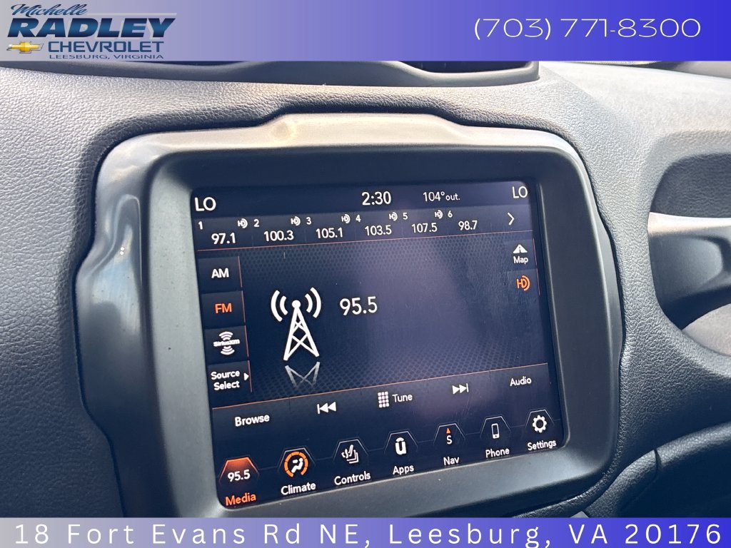 Used 2021 Jeep Renegade Limited AWD/4WD image 9