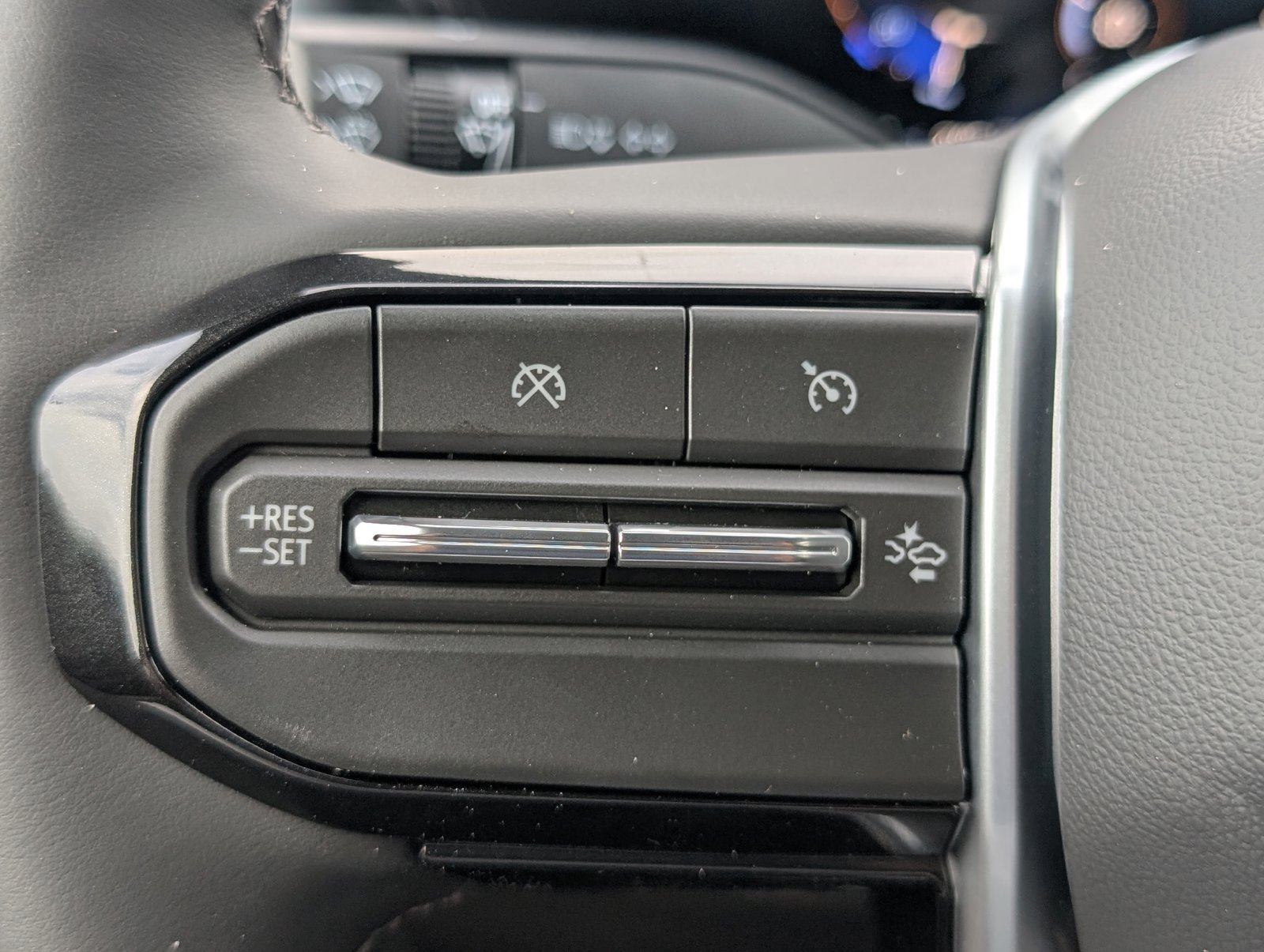 New 2026 Chevrolet Colorado LT w/ LT Convenience Package AWD/4WD image 18