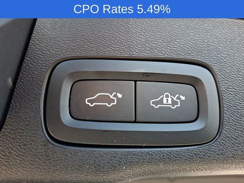 Certified 2023 Volvo XC60 B5 Core AWD/4WD image 31