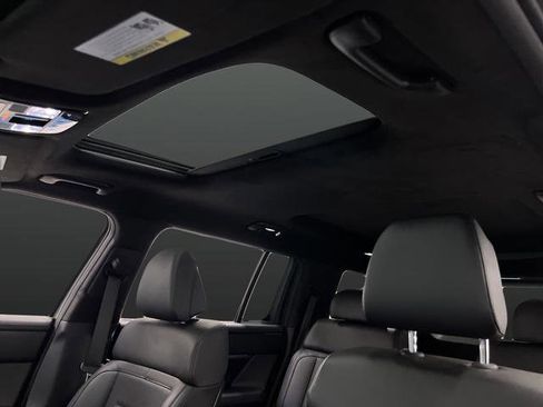 Used 2025 Hyundai Santa Fe Calligraphy image 7