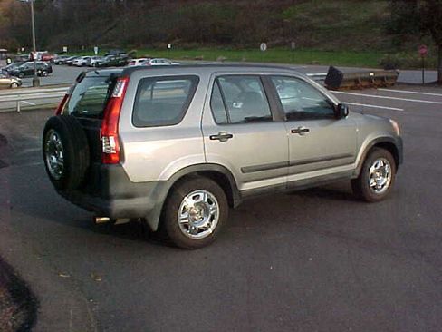 Used 2006 Honda CR-V LX image 18
