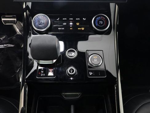 Used 2023 Land Rover Range Rover Sport SE Dynamic image 12